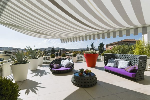 Garde-corps câble en inox pour terrasse : Quels sont ses réels avantages ?