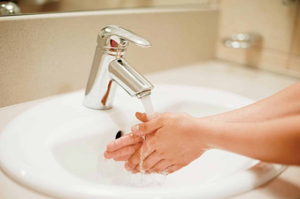 Robinet salle de bain : les différents types disponibles sur le marché
